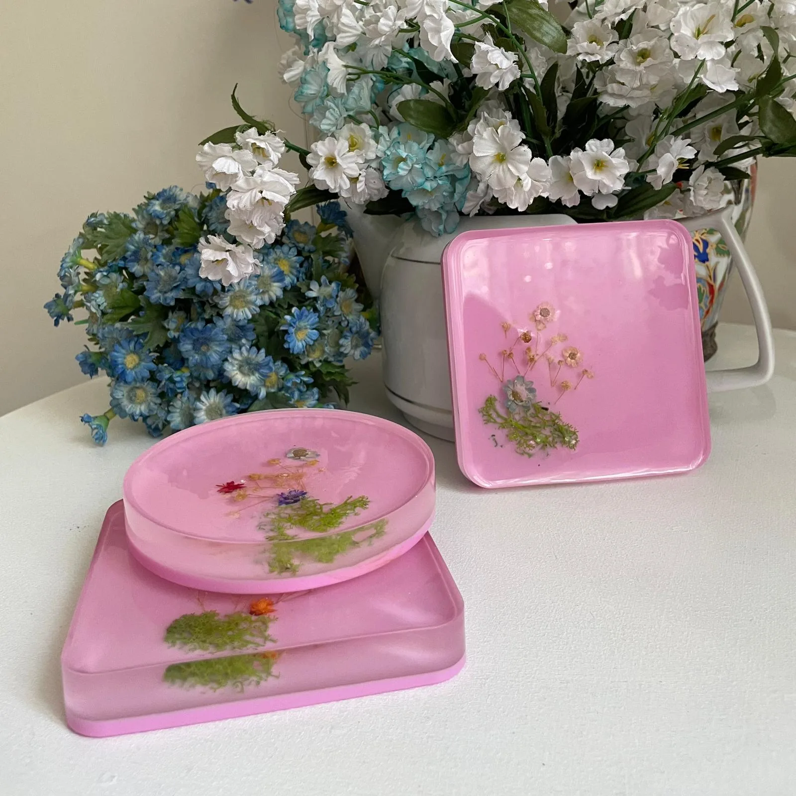 Pembe Yuvarlak Kare Bardak Altlığı - Yen Sanat Epoksi